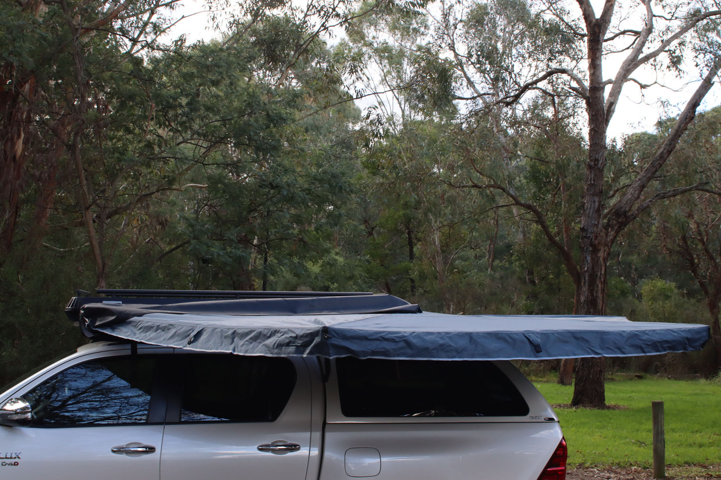 DragonWing - 270 Freestanding Awning